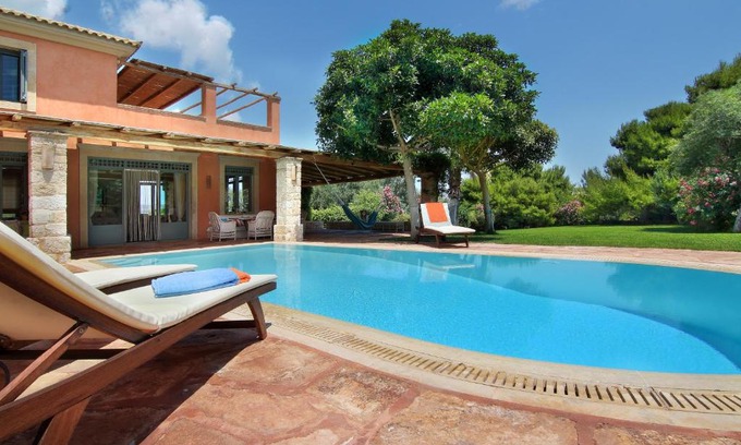 Vari Villa | Vouliagmeni Villa