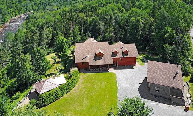 Saint-Brigitte-de-Laval Ski Chalet | Vrbo Property