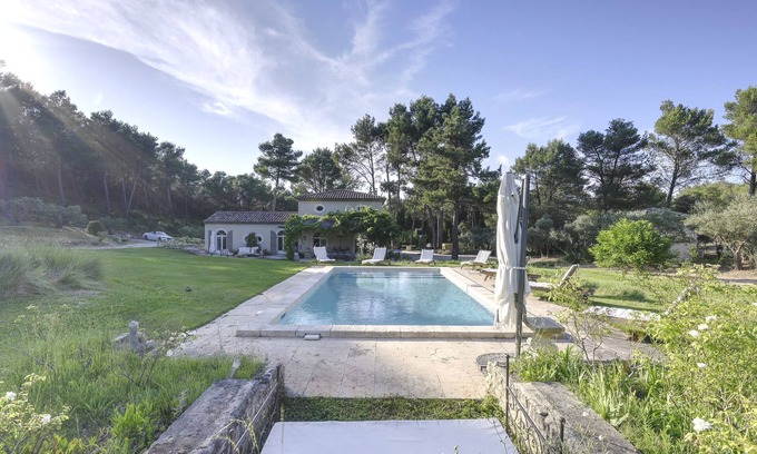 St.-Remy-de-Provence Ski Chalet | Vrbo Property