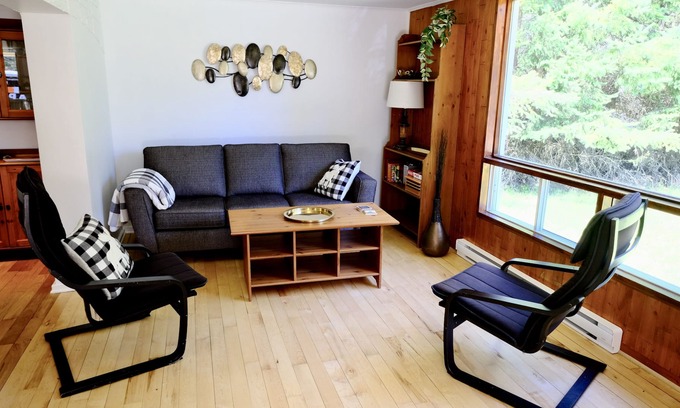 Duhamel Ski Chalet | Vrbo Property
