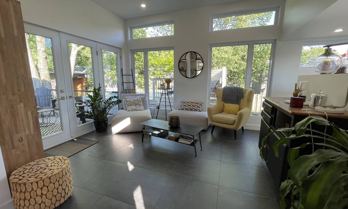Pointe-de-Sainte-Foy House | Vrbo Property