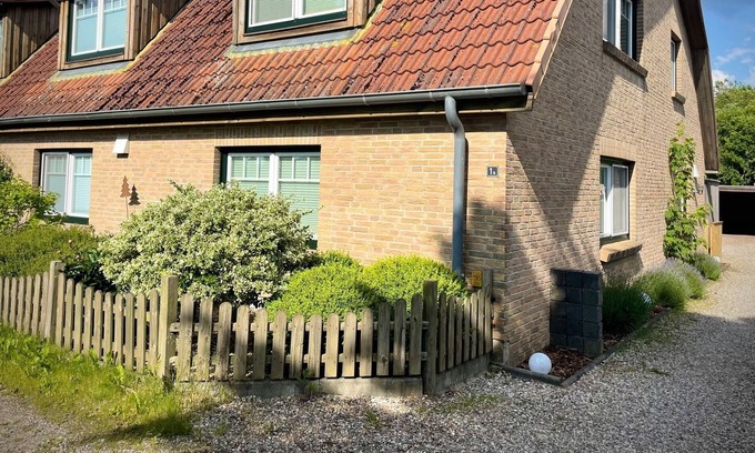 Borgwedel Apartment | Vrbo Property