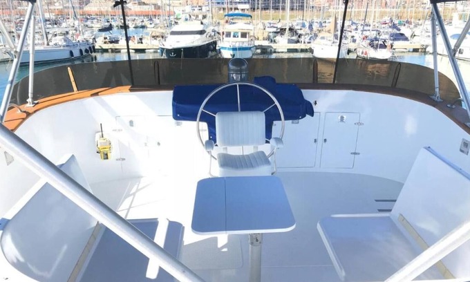 La Vila Olimpica del Poblenou Boat Rental | Vrbo Property