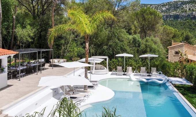 Crestatx House | Vrbo Property
