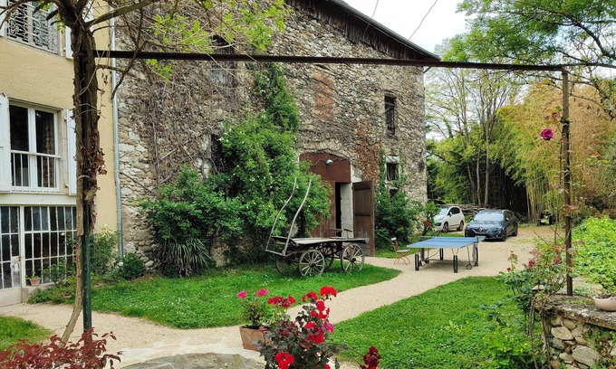 Saint-Sauveur Bed & Breakfast | Vrbo Property