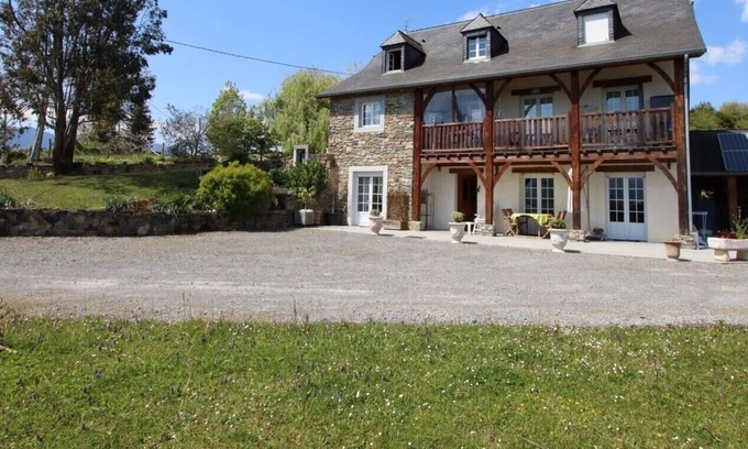 Sainte-Colome House | Vrbo Property