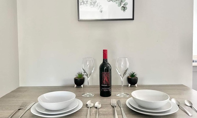 Bletchingdon Cottage | Vrbo Property