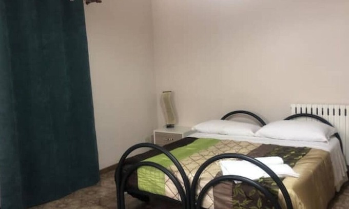 Pomigliano D'arco Bed & Breakfast | Vrbo Property