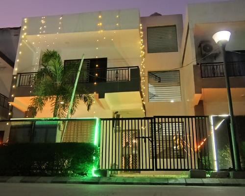 Vrindavan House | Vrindavan stays villa