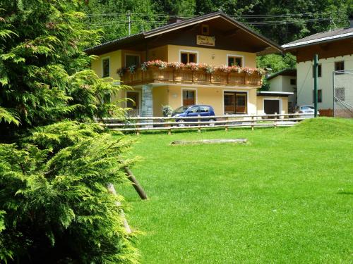 Huettau Apartment | Vronis Landhaus Apartments