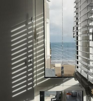 Ostend City Centre Apartment | Vue mer, Luxueux T3 gar, La Noordzee votre porte, 2 6 etbb Ostende Centre