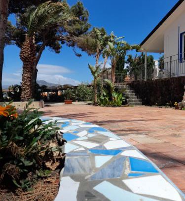 Vulcano Porto House | Vulcano: La Porta Delle Eolie