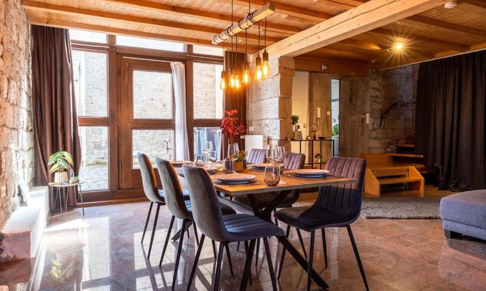 Rieden House | Vulkan-Lodge Ferienhaus