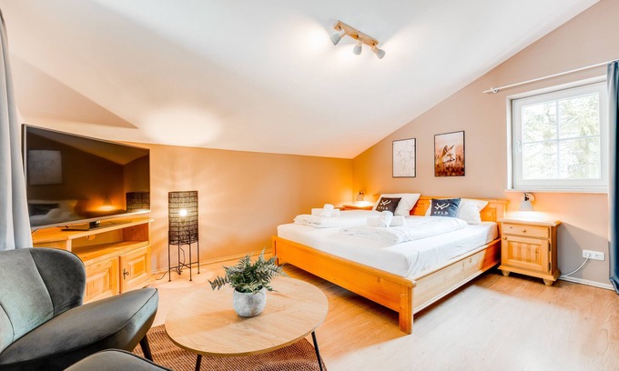 Unterjoch Apartment | VYLD: Foxhole with mountain view