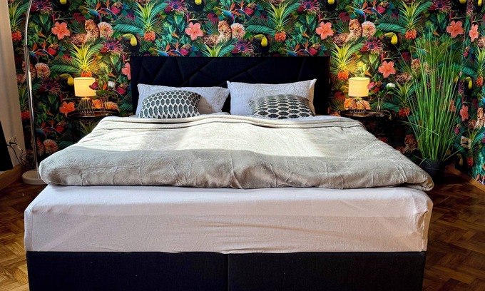 Leutersdorf Apartment | VYRA Apartment - Stylish living