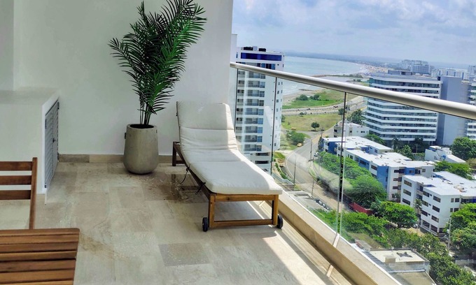 Urbanizacion Eliana Apartment | w Elegant 1BR in Crespo