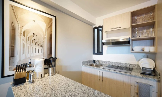 Santa Ana Apartment | w Lovely Loft in Santa Ana