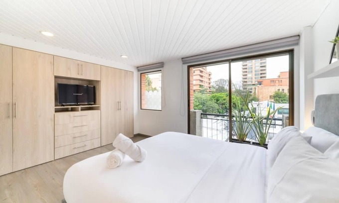 Chico Reservado Apartment | w Luxury Duplex in Parque 93