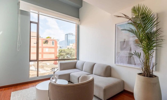 La Gran Via Apartment | w Unique 1BR Duplex in Parque 93