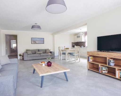 Nea Iraklitsa Apartment | W1 Rooms