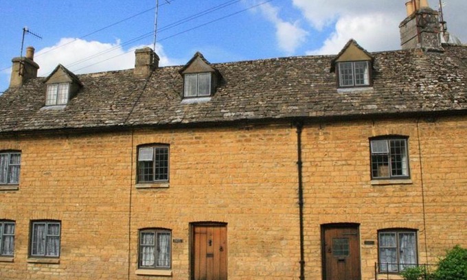 Bourton House | Wadham Cottage