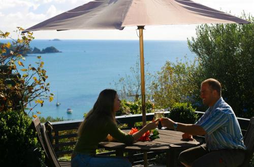 Oneroa Cabin | Waiheke Island Tawa Lodge - Adults Only