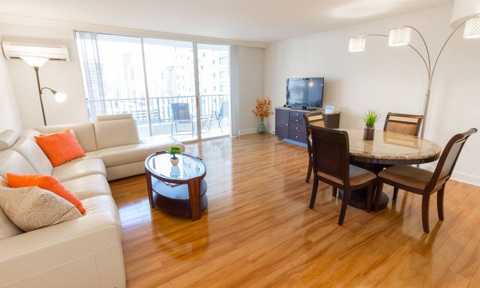 Waikiki Condo | Waikiki 2 Bedroom Suite on High Floor!