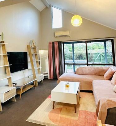 Lower Hutt House | Waiwhetū 3 bedrooms house Retreat