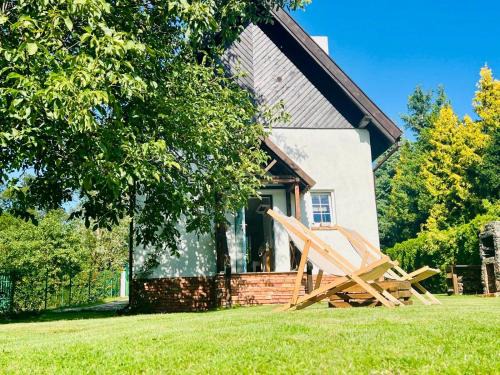 Mikolajki House | Wakajki - domek z balią blisko jeziora i centrum Mikołajek