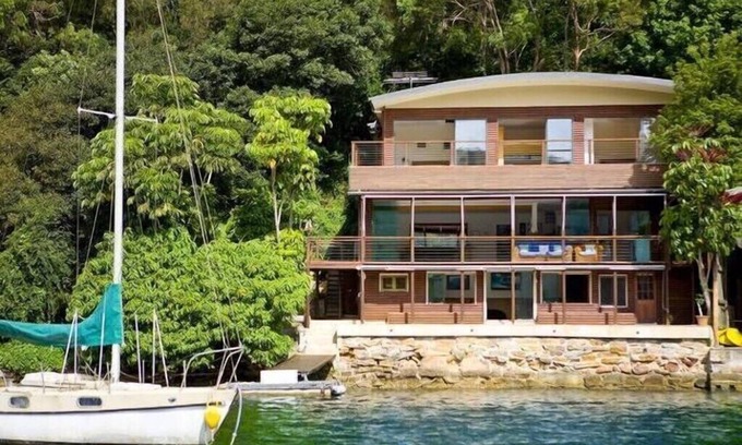 Cottage Point House | Wake up to pure bliss at our rustic paradise, ON the Hawkesbury River