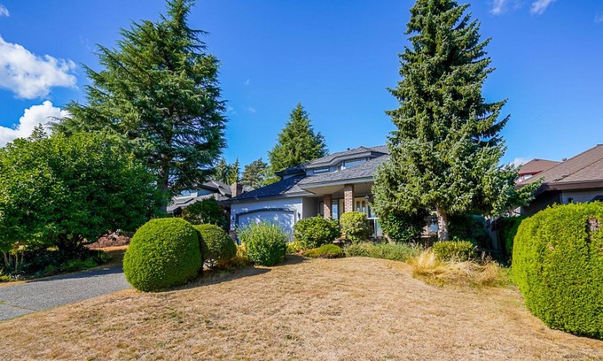 Fleetwood House | Wake up to stunning views in one of the top neighbourhood