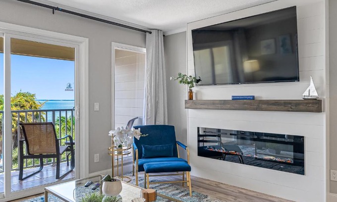 Rocky Point House | Wake up to the ocean breeze - Enjoy amazing views