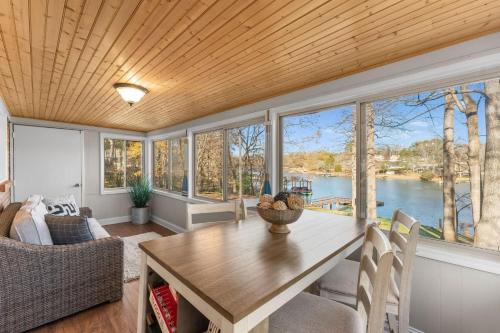 Sherrills Ford House | Waking Up Norman Lakefront Getaway Fire Pit Lake Views