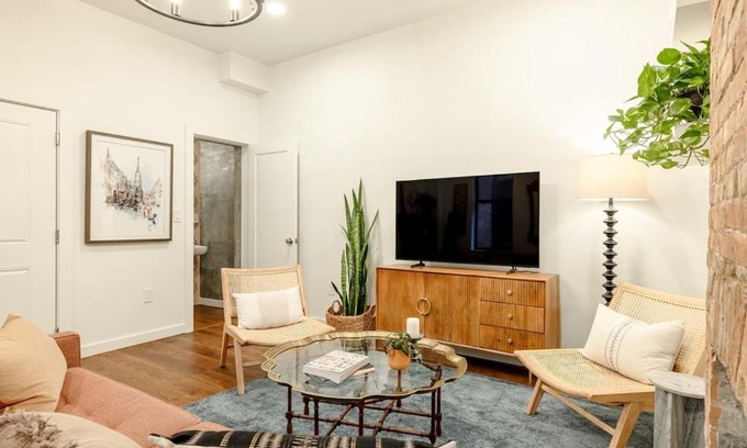 Over-the-Rhine Apartment | Walk to ALL - Washington Park - Gorgeous 2BR Condo