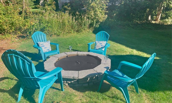 West Chatham House | Walk to Beach Central AC WiFi Beach Pearl