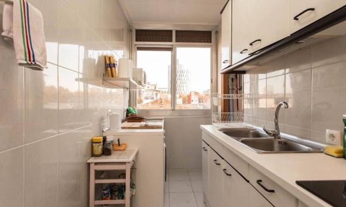 Provencals del Poblenou Apartment | Walk to BEACH, ride to CENTER! 3-bedroom apt., comfy beds, well equipped.