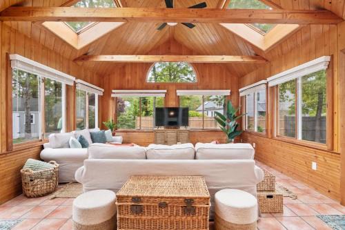 North Eastham House | Walk to Beach Spacious Home and Private Backyard