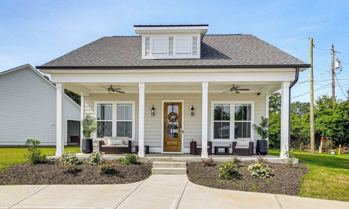 Greenwood House | Walk to Boat Ramp: Lake Greenwood Getaway!