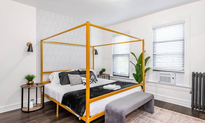 Downtown Dayton Apartment | Walk to Dining & Attractions | Free Coffee