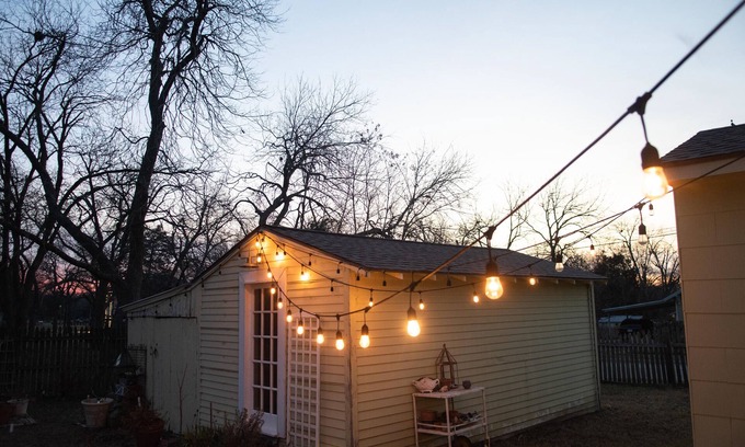 Farmersville House | Walk to Historic DT or hop on the Chaparral Trail walk/bike paths 2 doors away!n