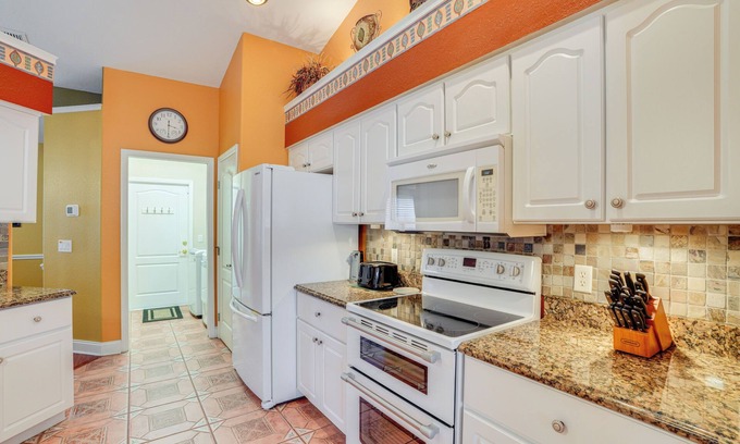 Candler House | Walk to Lake Diamond Golf: Home w/Private Pool!