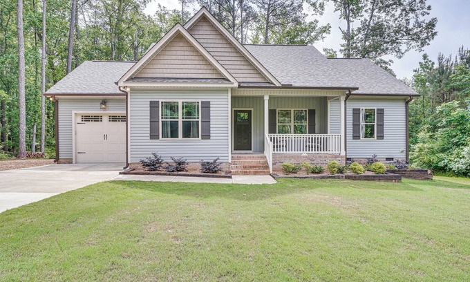 Littleton House | Walk to Lake Gaston: Family Home w/Yard