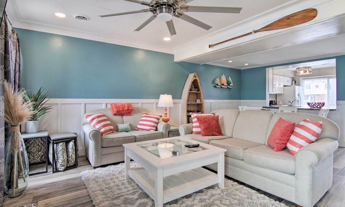 Caine Woods House | Walk to Maryland Beach: Canal-Front Escape w/Dock