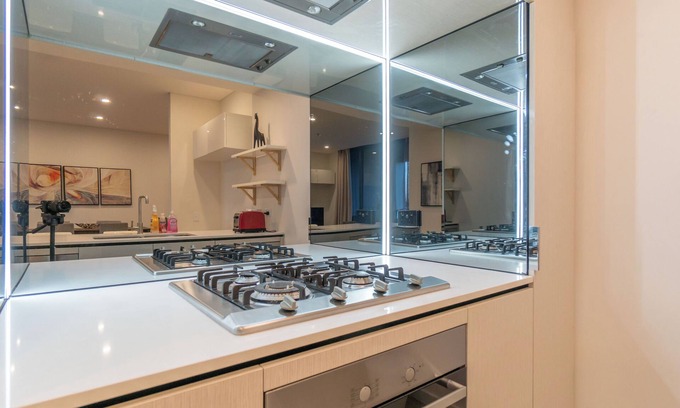 Zetland Apartment | Walk to Shopping Centre | Park View | 1 Free Parking