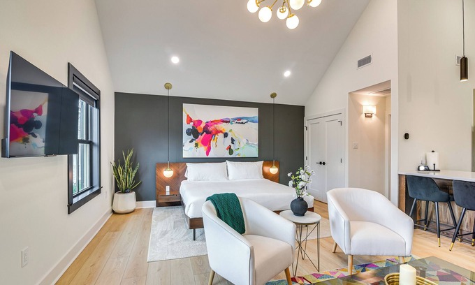Galveston Apartment | Walk to Shops & Restaurants: Chic Galveston Studio