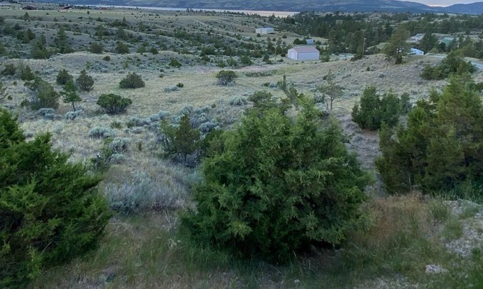 Helena House | Walk to the lake, huge deck, spa, karaoke machine, fire pit, and outdoor shower