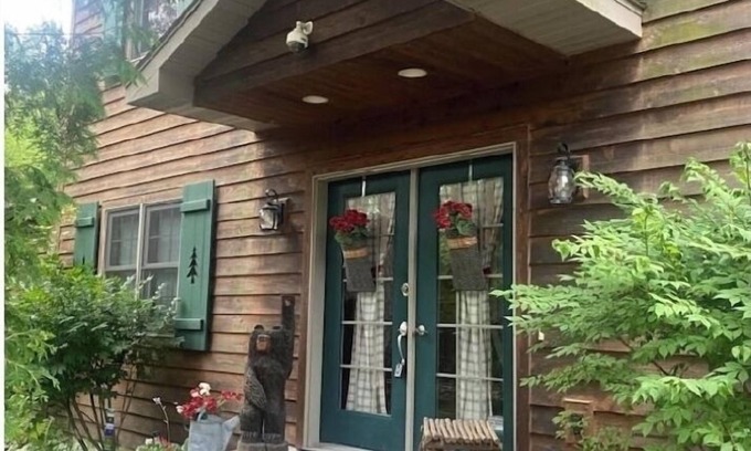 Ellison Bay House | Walking distance to all you will need! Sleeps 8-10