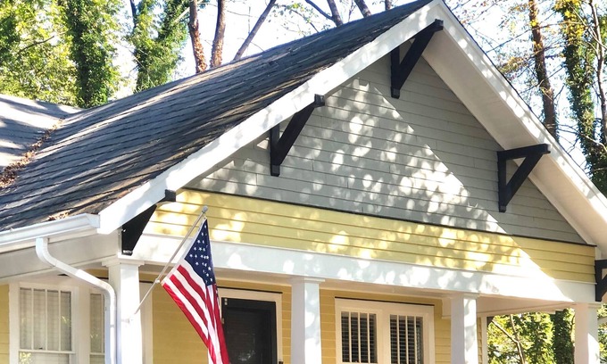 Morganton House | Walking distance to Downtown Morganton and scenic drive to mountain adventures.