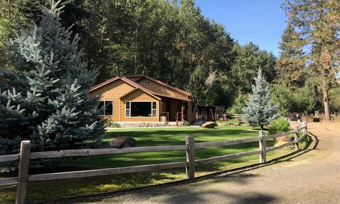 Milton-Freewater House | Walla Walla Riverfront Retreat!