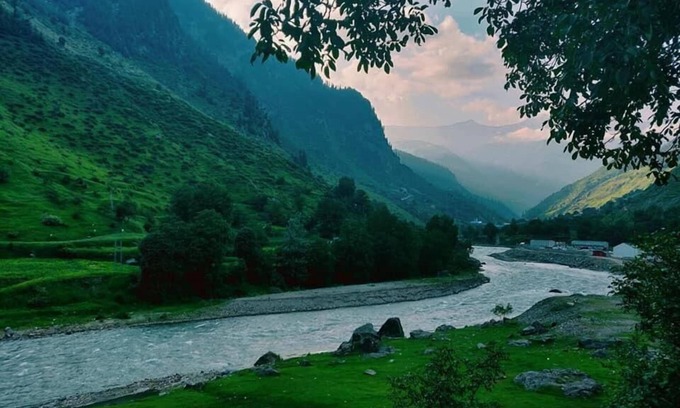 Kaghan Hotel | Walnut Cottage